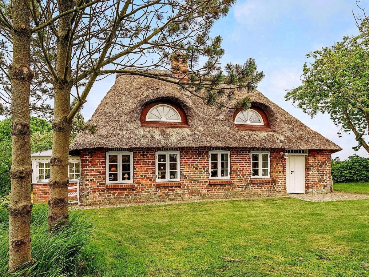 4 Person Holiday Home In T Nder Tønder Buitenkant foto