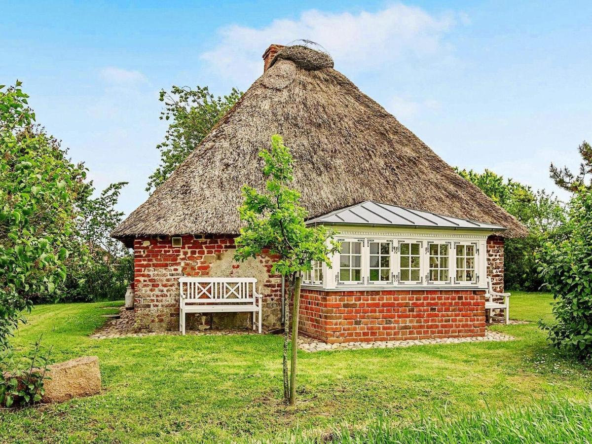 4 Person Holiday Home In T Nder Tønder Buitenkant foto