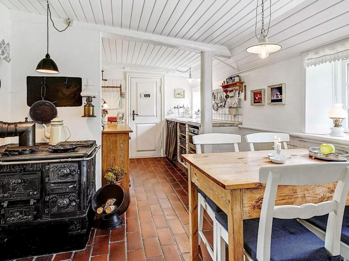 4 Person Holiday Home In T Nder Tønder Buitenkant foto