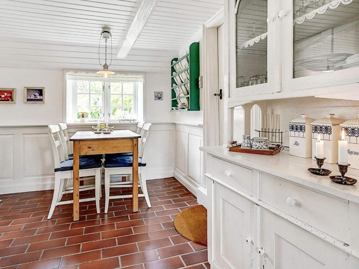 4 Person Holiday Home In T Nder Tønder Buitenkant foto